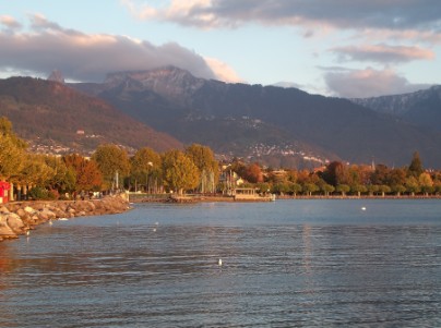 photo du lac de vevey en suisse